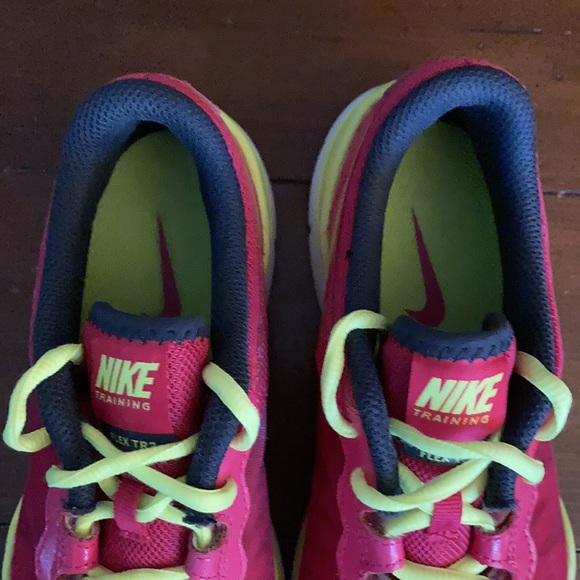 Nike Flex TR2 Shoes - Picture 9 of 10